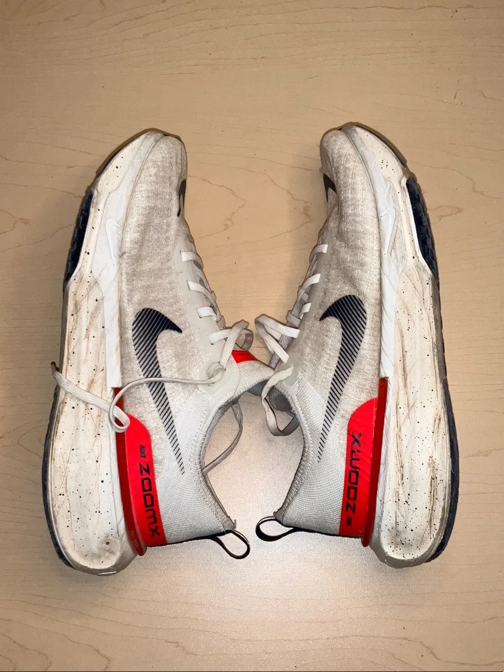 Nike Invincible 3 Running Shoes White Orange Men’s Size 9